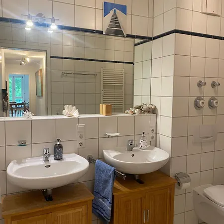 Apartment Helle Am Waldpark Dresden